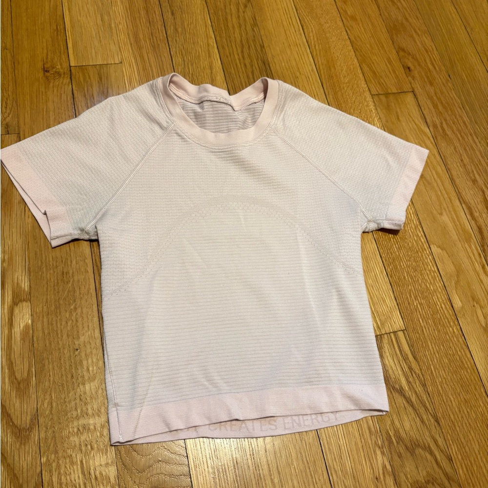 Lululemon Swiftly Tech Shirt, size 2